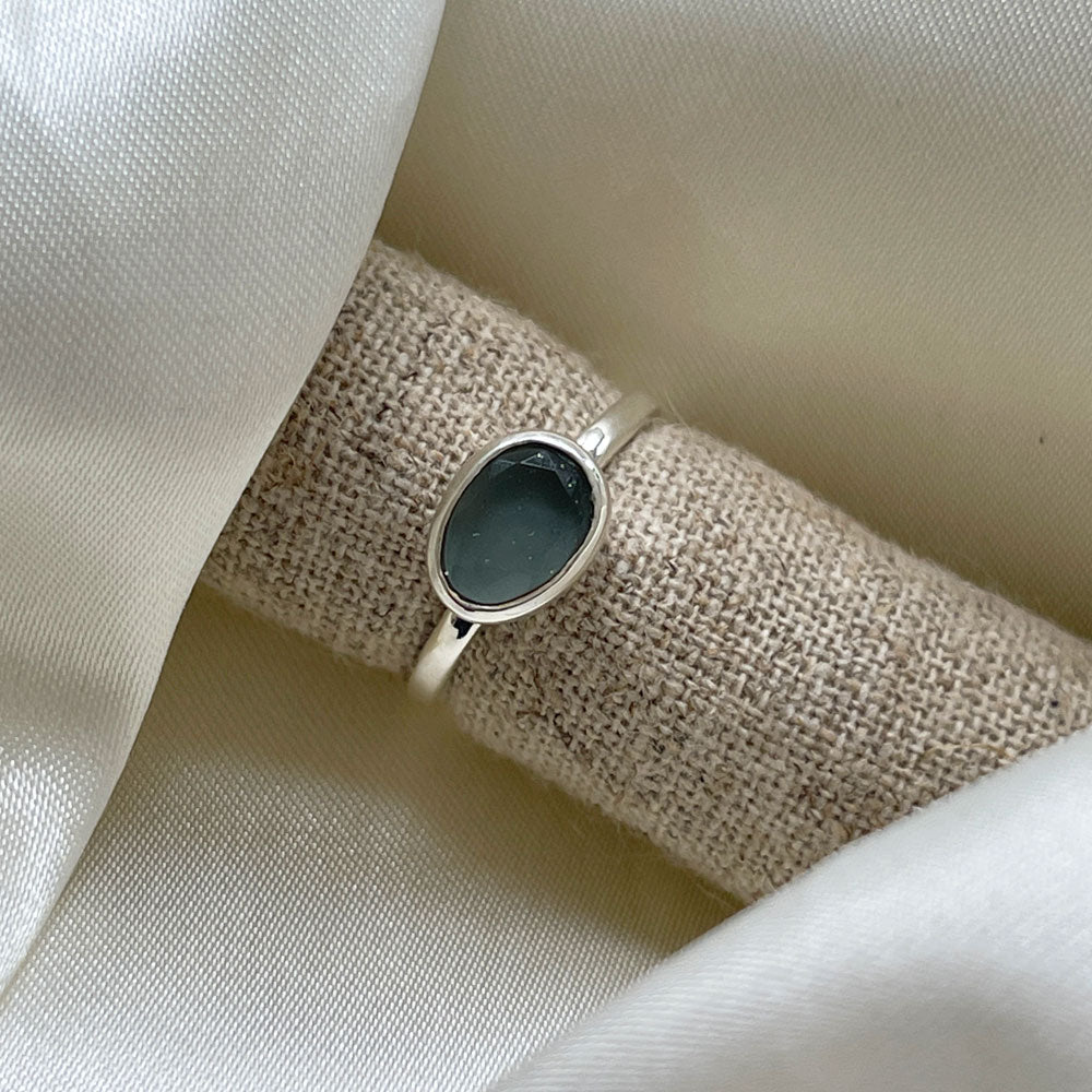 Adjustable rings / resizable rings. Everything you need to know. – SARAH  VERITY Jewellery